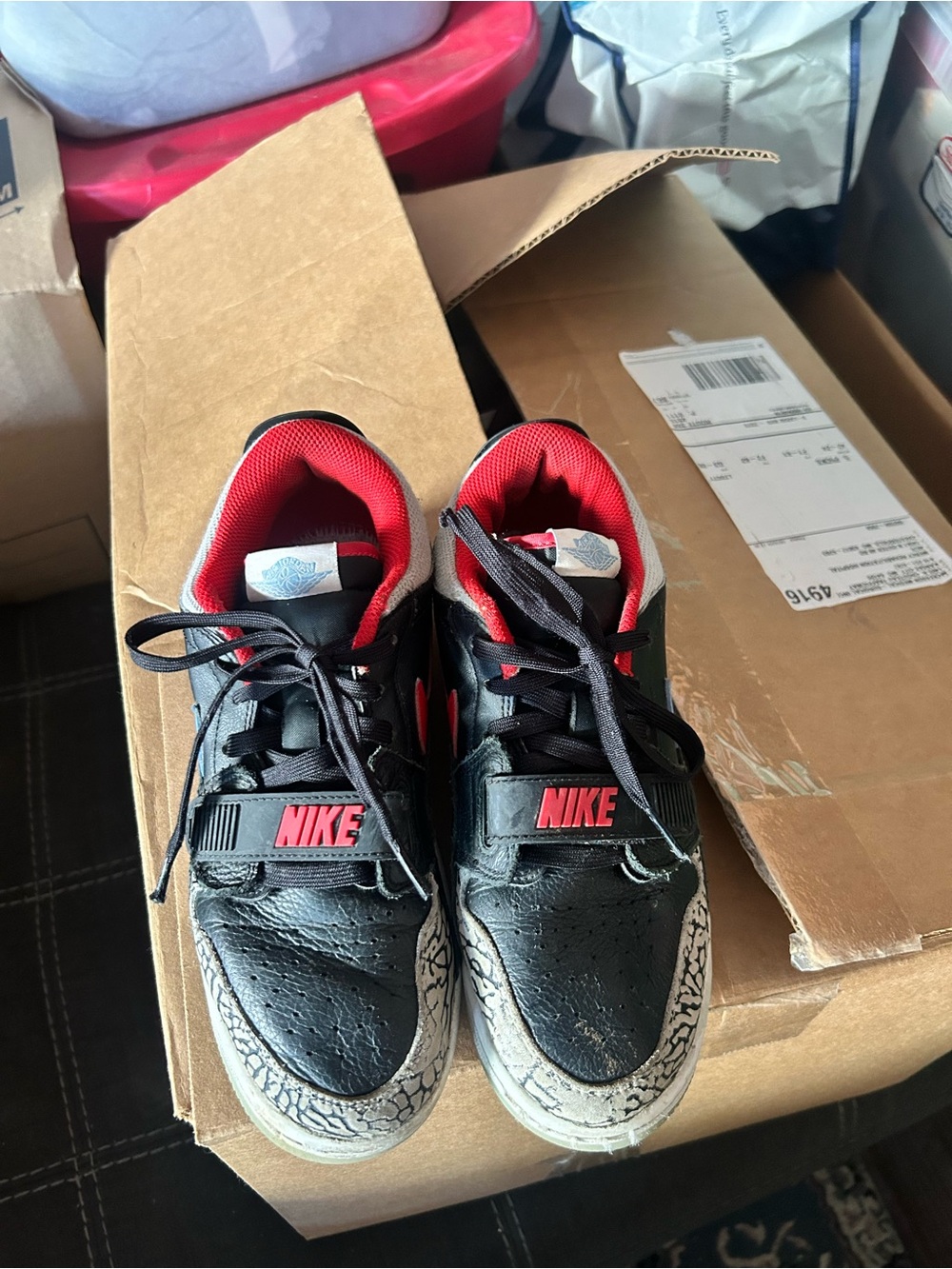 Nike Kids Black and Red Strap Sneakers